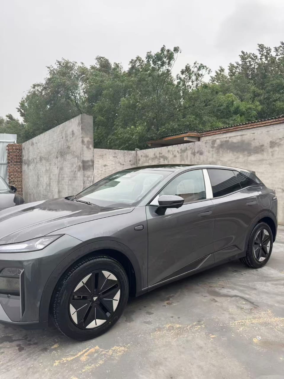 Avatr 07 Electric SUV — Space Grey with Burnt Orange Leather Interior